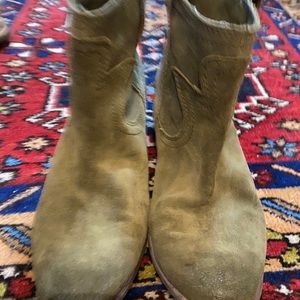 Beautiful suede olive green boots